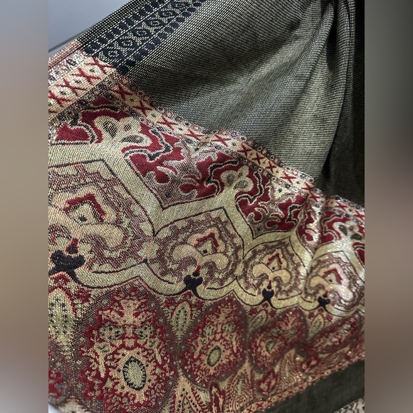 Pashmina Paisley Scarf Wrap Shawl Stole Black Red Glitter 100% Pashmina 69 X 27 - Picture 5 of 12